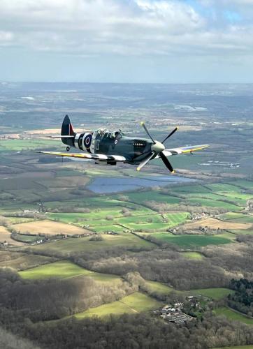 Spitfire MJ627 from Piper PA-32R 'Saratoga'